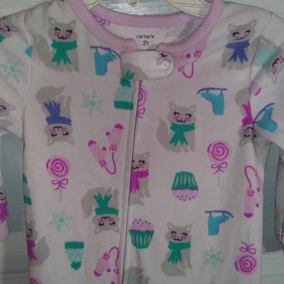 Carter's footed sleeper pajama Size 2t - Picture 2 of 5